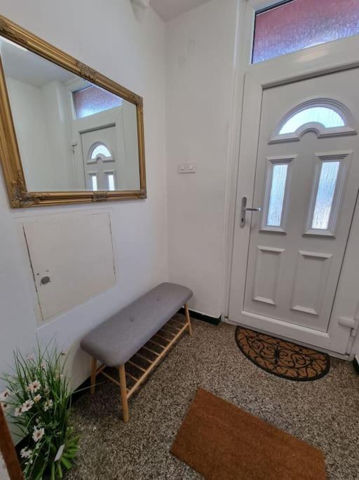 The Rowhouse Apartment Ljubljana - Free Parking ภายนอก รูปภาพ